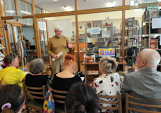 Литературно-музыкальная встреча «Моя душа построена на осень»